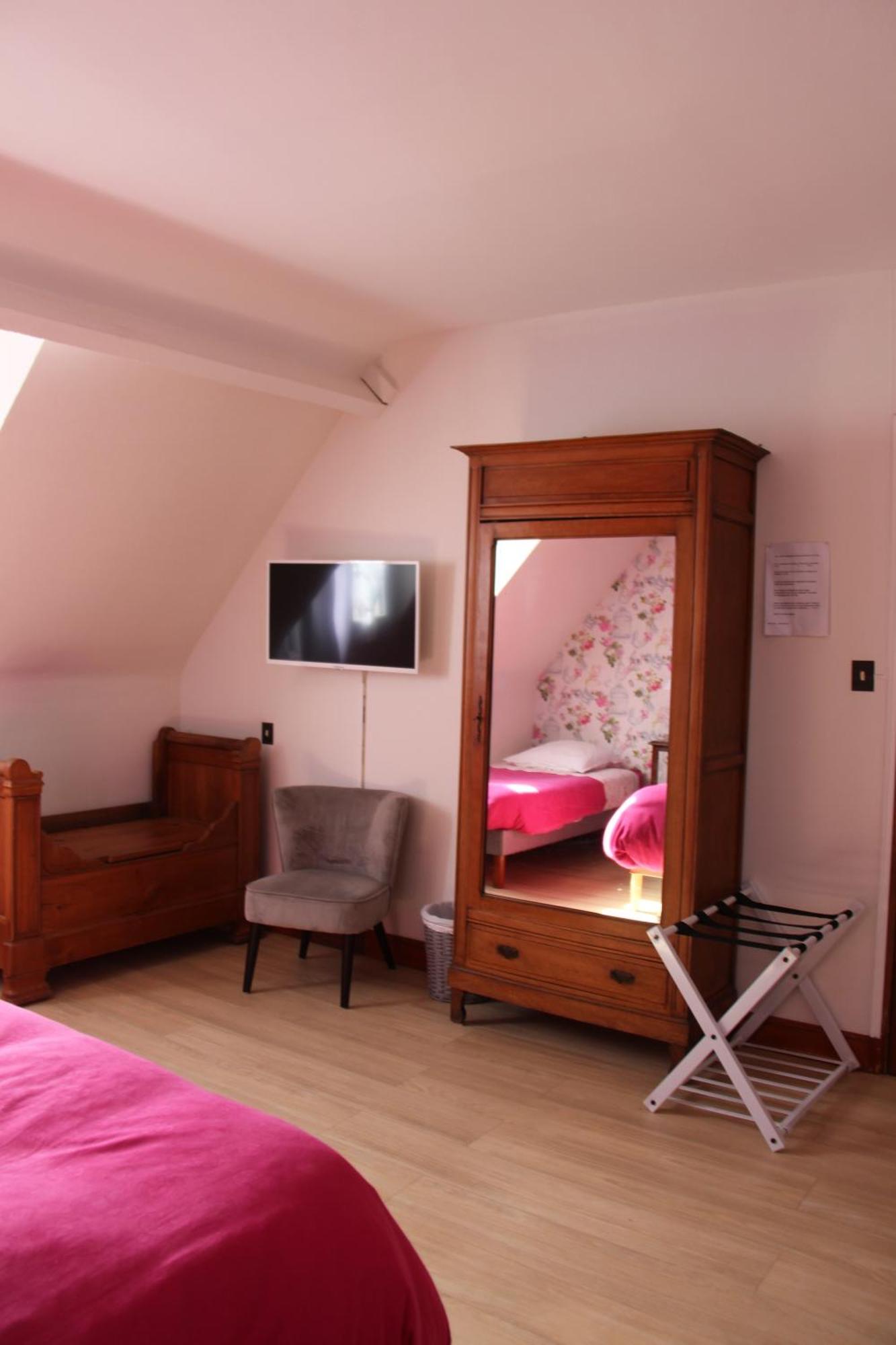 La Noisetiere Hotel นอยเยส์-ซัวร์-แช ภายนอก รูปภาพ